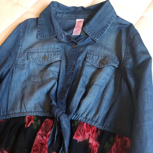 Dress - Picture 2 of 4